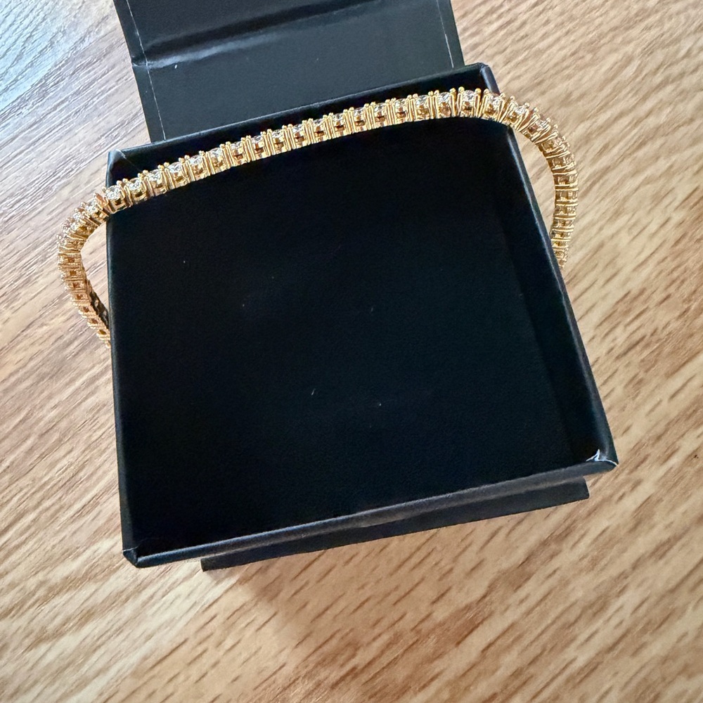 THE M JEWELERS Pave Diamond Tennis Bracelet - Picture 4 of 5
